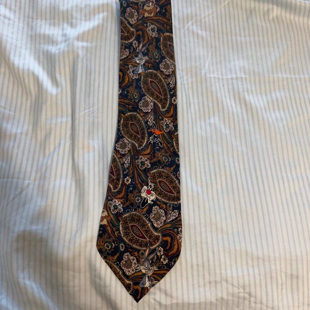 Vintage Looney Tunes Mania Character Paisley Print 100% Silk Necktie  #cartoon